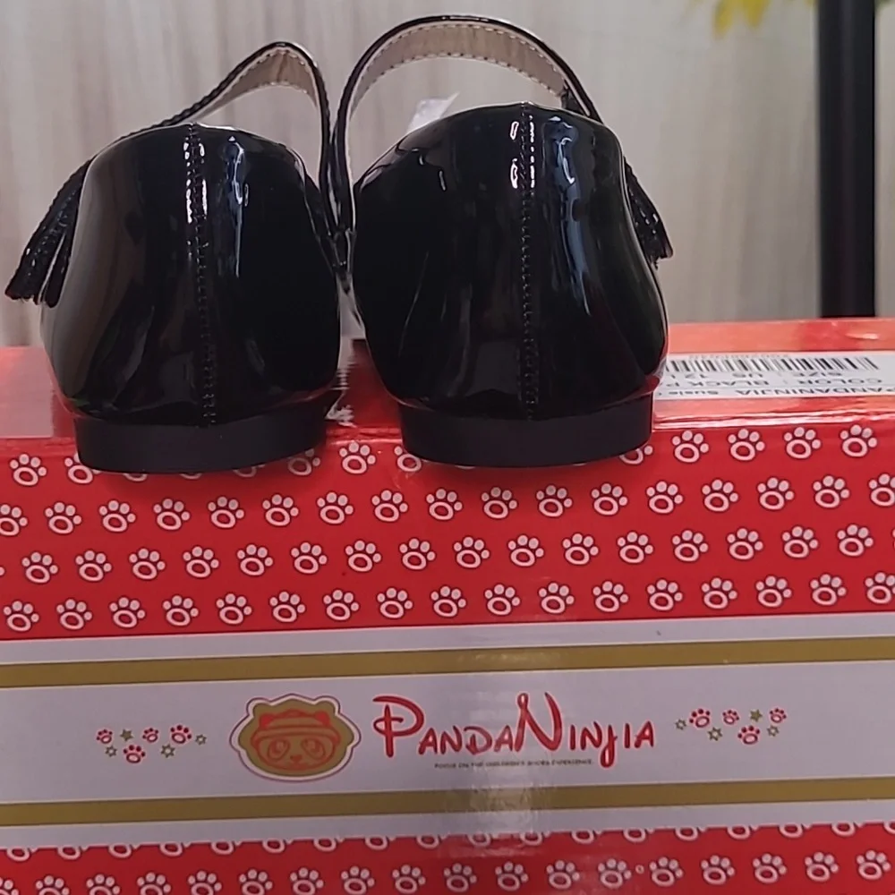 New in box! Pandaninjia Susie size 13 black patent flat fancy dress shoes